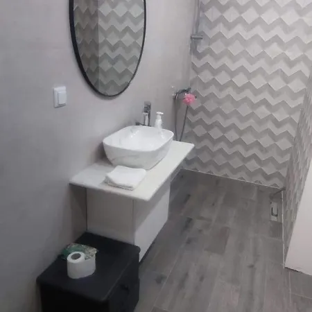 With Pool, Accessible For People With Disabilities, Near Zadar شقة *