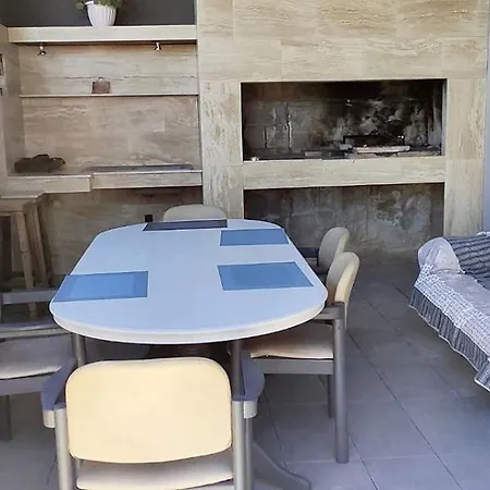 With Pool, Accessible For People With Disabilities, Near Zadar شقة