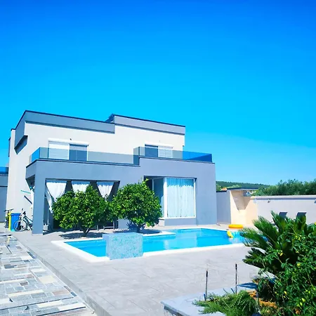 With Pool, Accessible For People With Disabilities, Near Zadar Lejlighed *
