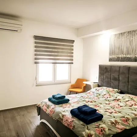 With Pool, Accessible For People With Disabilities, Near Zadar * 比比涅