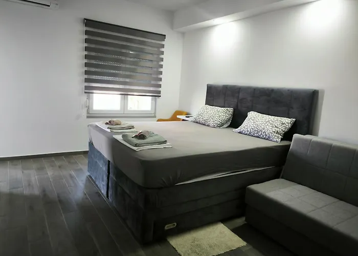 With Pool, Accessible For People With Disabilities, Near Zadar Daire *